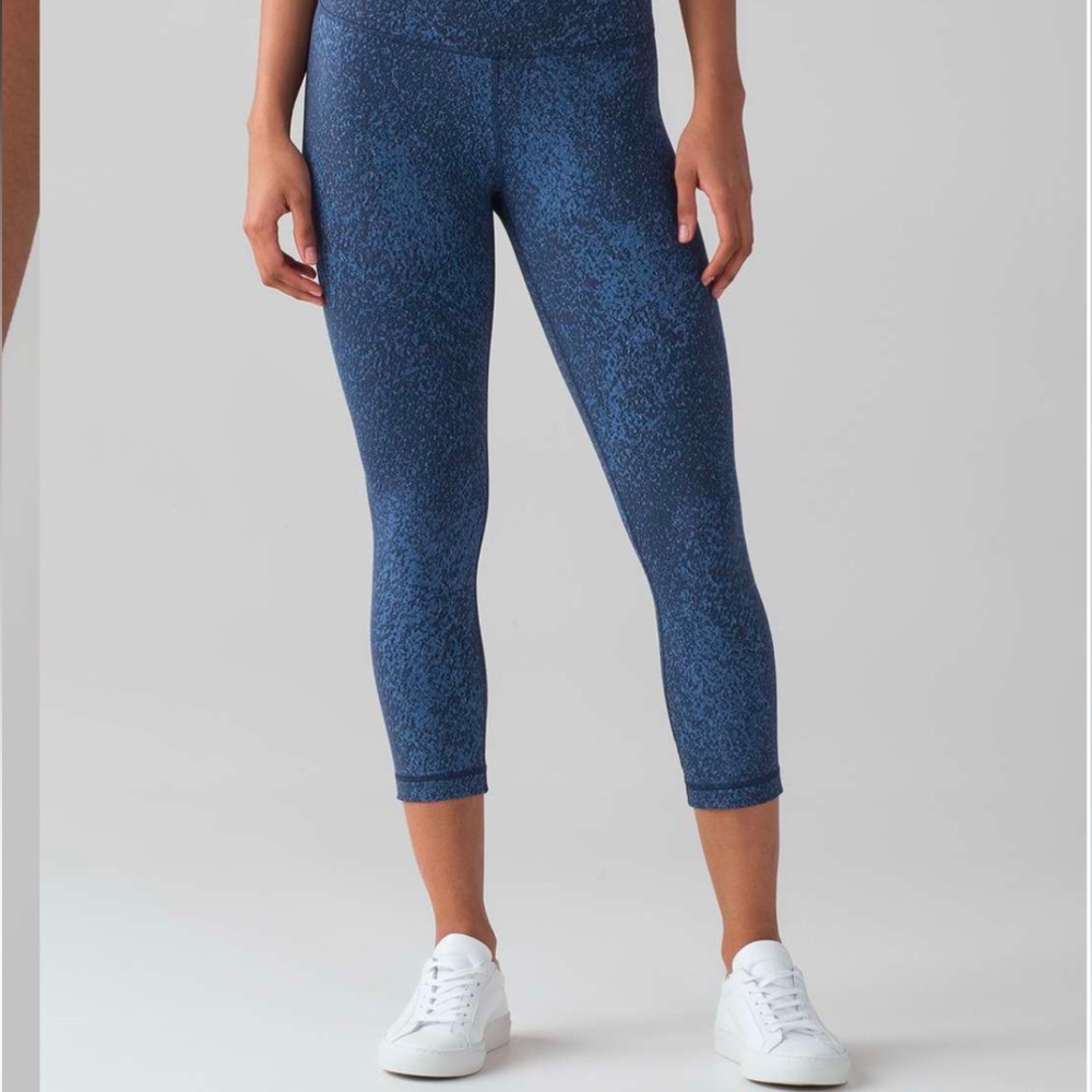 Lululemon Athletica Navy Textured Leggings